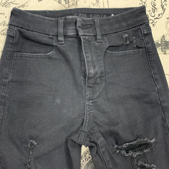 American Eagle Black knee rip jeans 2 - Picture 2 of 5